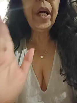 NakedMILFx webcam