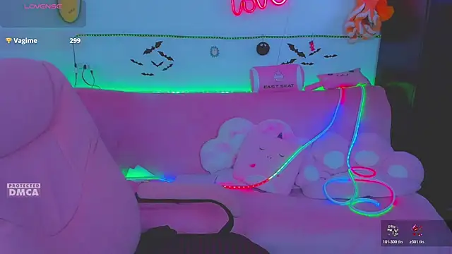Lolisuccub webcam