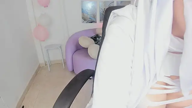 salma_isawwii webcam