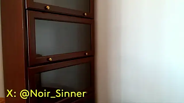 sinnernoir live sex cam