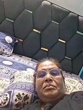 Shalini3456