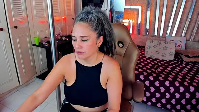 online web cam porn Cute Sassy