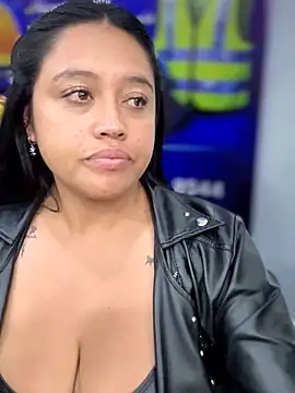 _mia-safety_inspector (Ask my age) - show naked pussy closer + rub it good