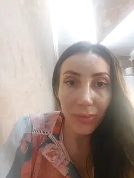 HellaryTourent live sex cam