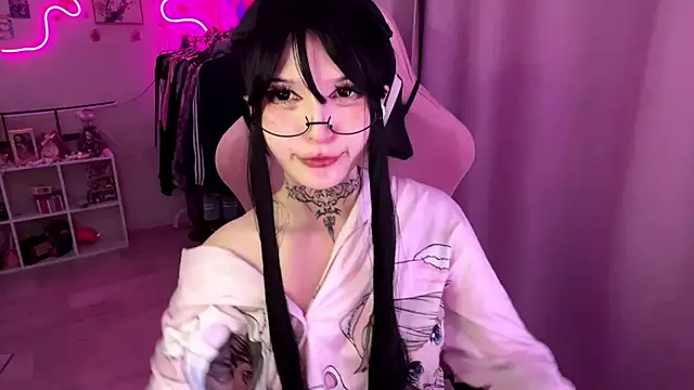 ToxiraLuneX webcam