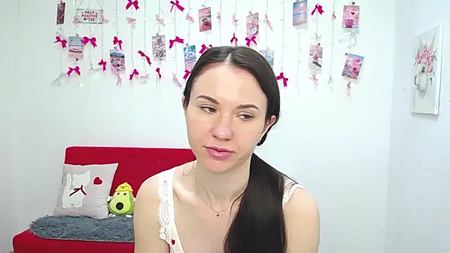KaraCriegs webcam