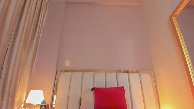 gahiabelucci - GahiaBelucci's free webcam - UK Sex Cams