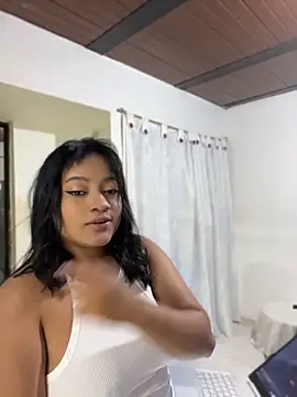 Saraa_M webcam