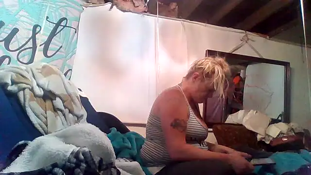 cum4calvin - Cum4calvin's free webcam - UK Sex Cams