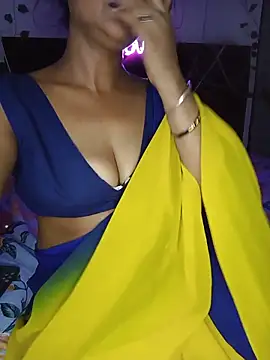 Kiara_xxo webcam