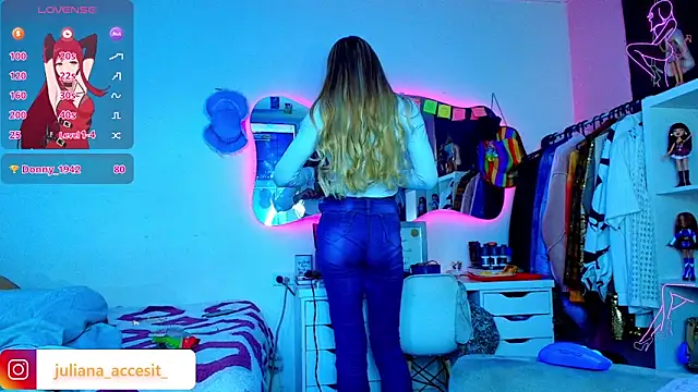 caroline_cossei - Caroline_cossei's free webcam - UK Sex Cams