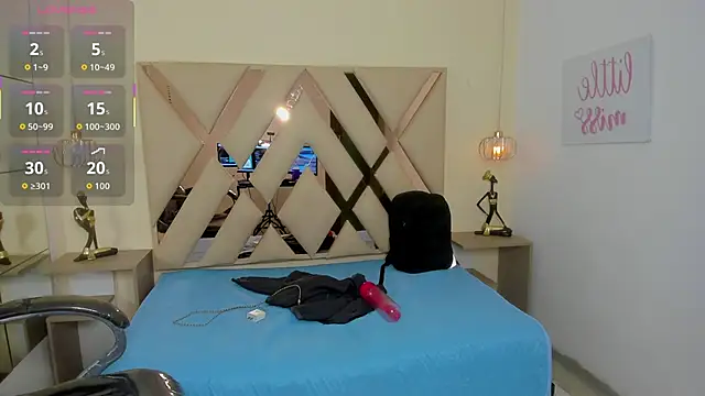 XebasTwink webcam stripchat model stream image