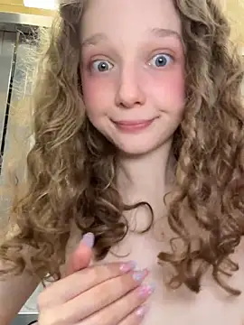 outside_rosy Live Webcam on Stripchat