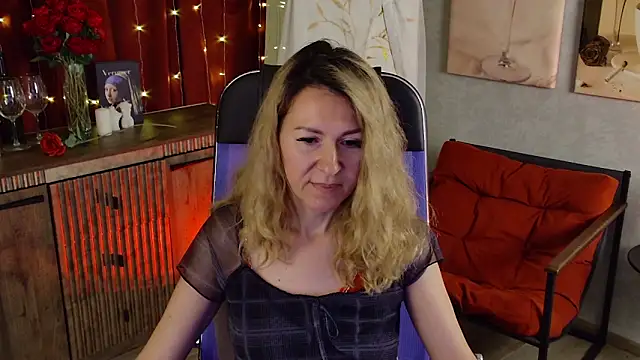 Watch DonnaSmitth live on EroticFlix - High definition streams