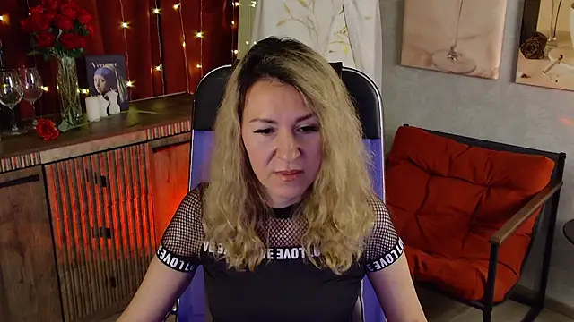 donnasmitth - DonnaSmitth's free webcam - UK Sex Cams