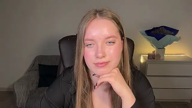 evamaddison - EvaMaddison's free webcam - UK Sex Cams