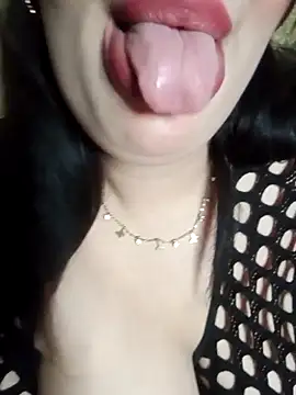 charmoutak_nada - Charmoutak_nada's free webcam - UK Sex Cams
