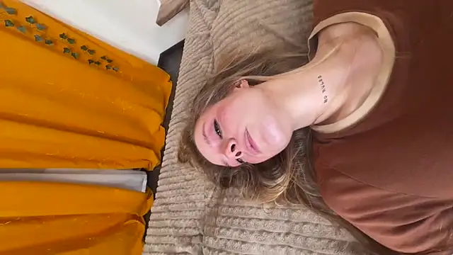 catrinee - Catrinee's free webcam - UK Sex Cams
