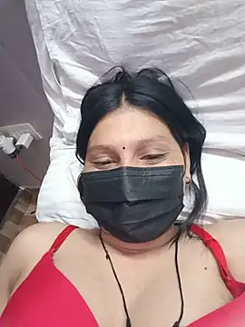 tanya-905 (F young) - Asshole close up
