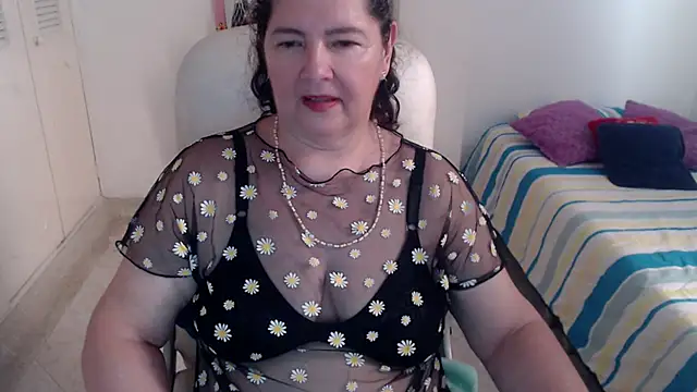 leonela_69 live sex cam