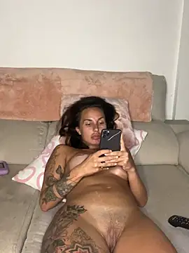 Rosieredxox