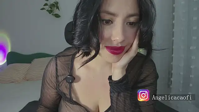 diosa_cadenas - Diosa_cadenas's free webcam - UK Sex Cams