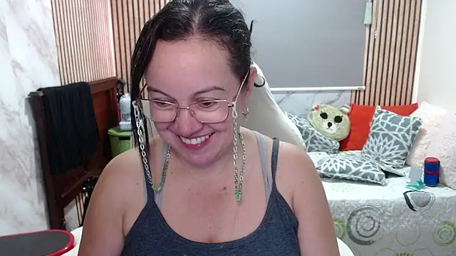 Sonialorens_ live sex cam