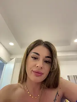 isabellaetthan (F young) - RubClitInDoggyPose+Vid+Whatsapp