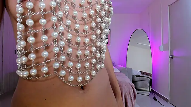 zenith_glow - Zenith_glow's free webcam