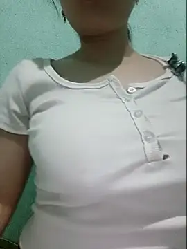 shine_mai - Shine_Mai's free webcam