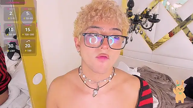 valentin0__3 (M twink) - 😺💦cute cum show😺💦