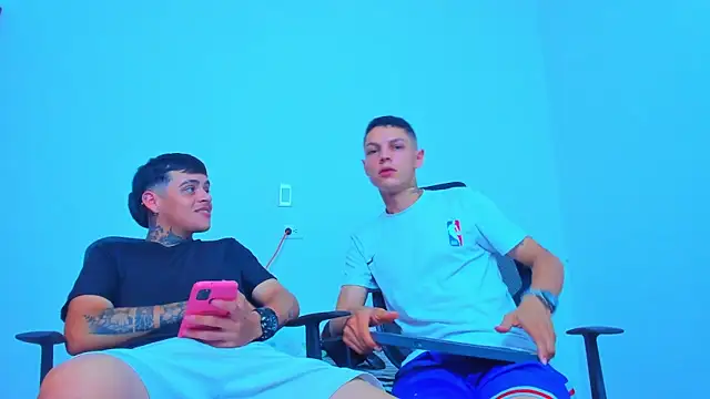 thomas-wil - Thomas-Wil's free webcam - UK Sex Cams