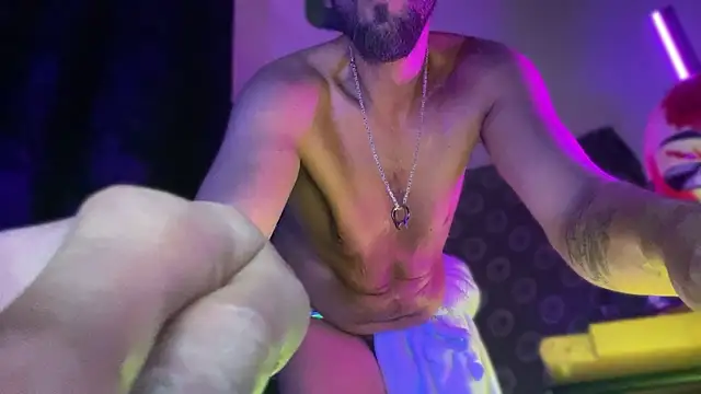 guyst049 - Guyst049's free webcam - UK Sex Cams