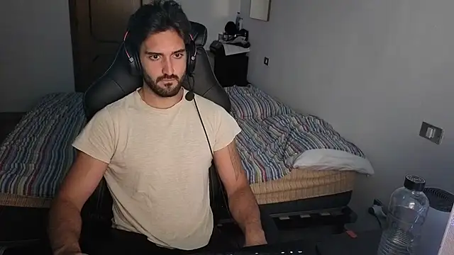 Al3xox02 live sex cam