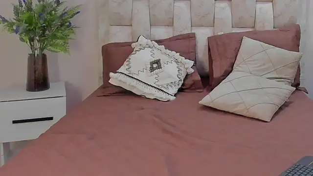 Milaa_Santana webcam