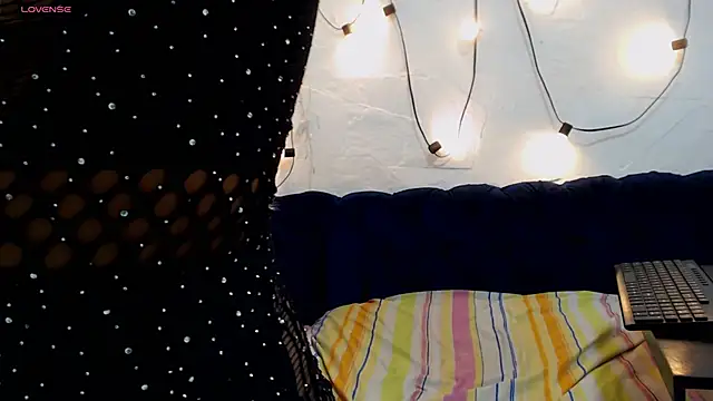 Watch AprilyCrystal2 live on EroticFlix - High definition streams