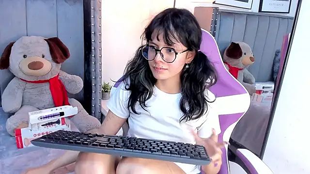 Miyu_Komori webcam