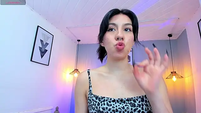 zoe-moreau webcam