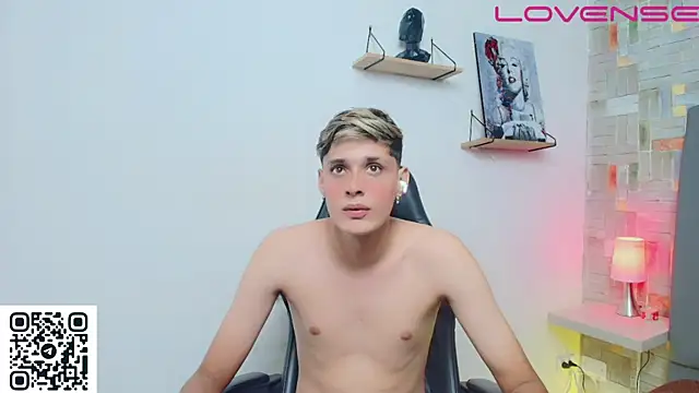 flaquito___ - Flaquito___'s free webcam - UK Sex Cams