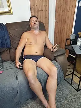 rob2810 (Ask my age) - Cum show