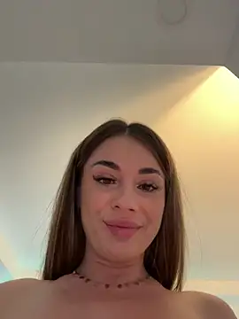 IsabellaEtthan live sex cam