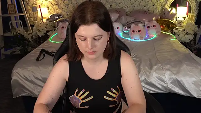 KristiFoxy webcam