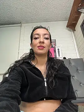 Modella: SALOME_KORLAND