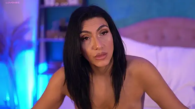 Bella_Jonnes webcam