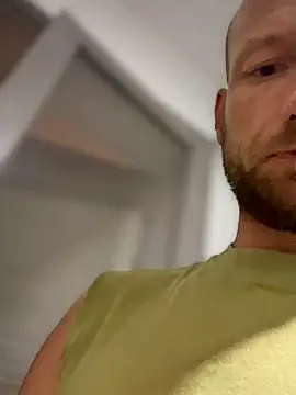 Preview of shehandme