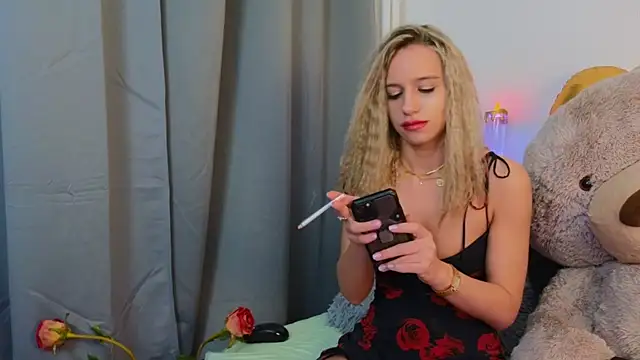 mellisakim - MellisaKim's free webcam - UK Sex Cams