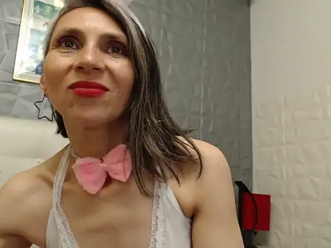 Axela_Milf live sex cam