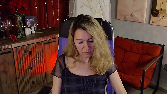 donnasmitth - DonnaSmitth's free webcam - UK Sex Cams