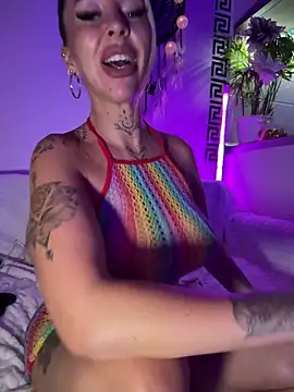 CheekyChels