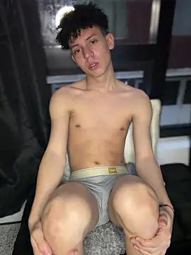 yoursexyjose's live cam